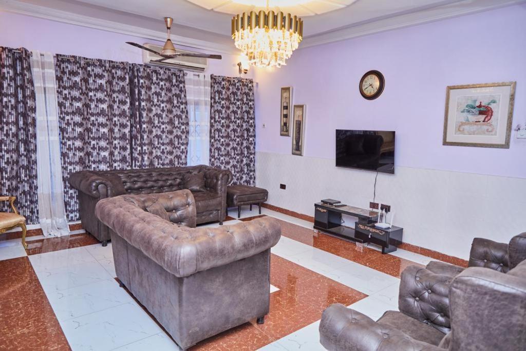 Afranasa Inn تيما المظهر الخارجي الصورة