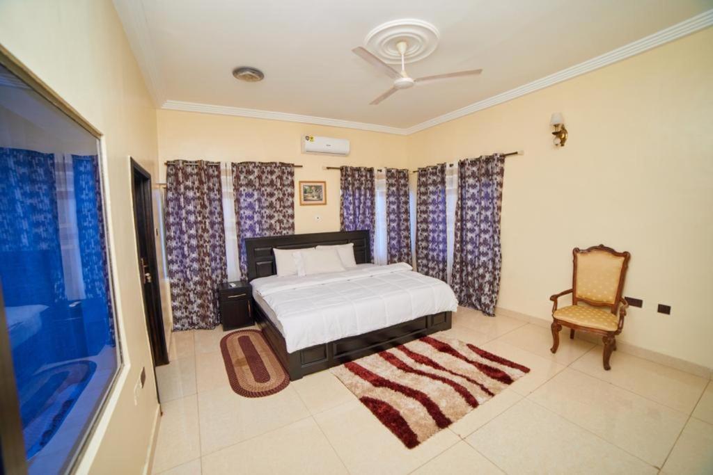 Afranasa Inn تيما المظهر الخارجي الصورة